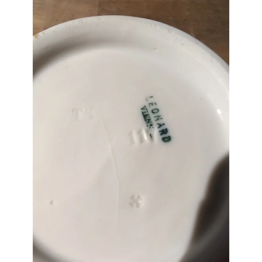 Antique‎ Leonard Porcelain Shaving Mug - Made In Vienna, Austria